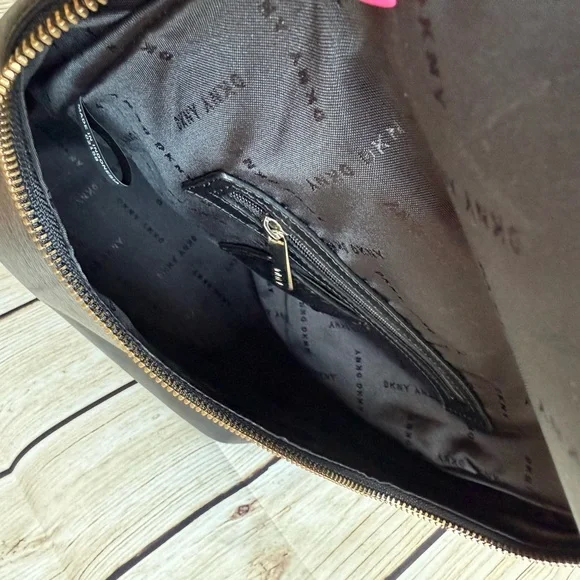 DKNY Bryant top zip Black Leather Backpack - Picture 7 of 8